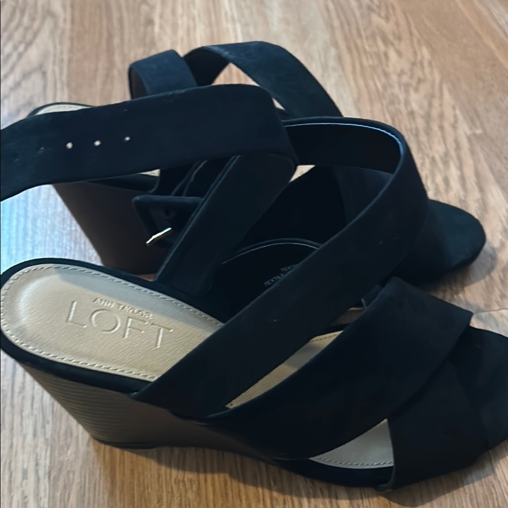 LOFT Black Wedge Shoes with Elegant Cross-Straps